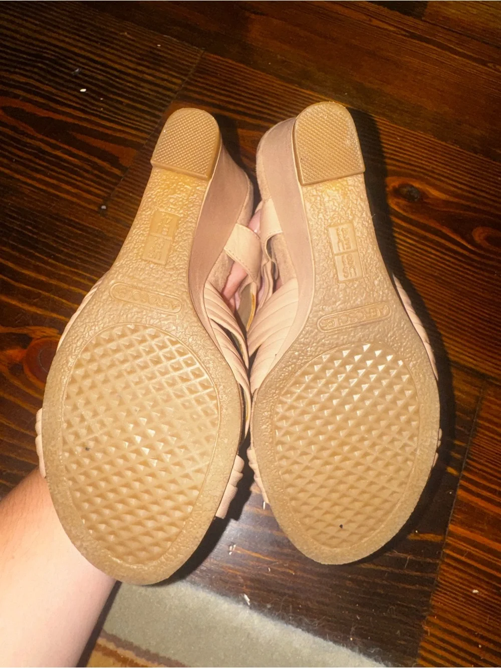 Women’s Aerosoles Nude Cross Straps Wedge Sandals Size 6 1/2